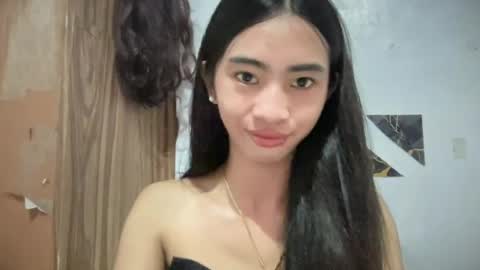yourgirlsweet_kishia online show from June 22, 2026, 6:21 am
