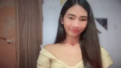 yourgirlsweet_kishia online show from June 27, 2026, 6:13 pm