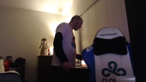 Snapshot of yourhighnessthis9inch chatting on February 4, 2025, 3:00 am Sh online show from February 4, 2025, 3:00 am