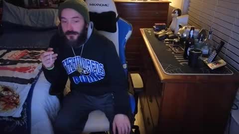 Snapshot of yourhighnessthis9inch chatting on November 1, 2025, 6:15 am Sh online show from November 1, 2025, 6:15 am