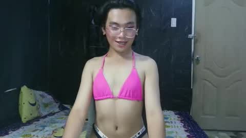 yourhotdodz online show from April 6, 2026, 5:03 pm