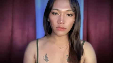 Snapshot of yourhotlove_jamellaxxx chatting on September 28, 2025, 3:17 pm LOVING JAMMELA online show from September 28, 2025, 3:17 pm
