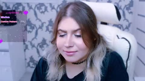 Snapshot of yourkarma_2_0 chatting on September 25, 2025, 12:53 pm Karma online show from September 25, 2025, 12:53 pm