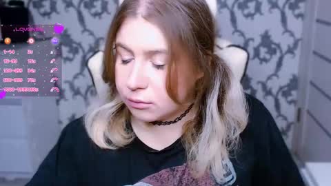 Snapshot of yourkarma_2_0 chatting on October 1, 2025, 8:53 am Karma online show from October 1, 2025, 8:53 am