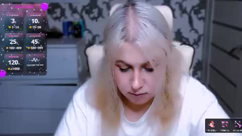 Snapshot of yourkarma_2_0 chatting on June 27, 2026, 3:17 pm Karma online show from June 27, 2026, 3:17 pm