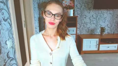 Snapshot of yourladysunshine chatting on September 14, 2025, 7:51 am Ksyusha online show from September 14, 2025, 7:51 am