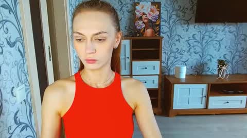 Snapshot of yourladysunshine chatting on September 20, 2025, 8:15 am Ksyusha online show from September 20, 2025, 8:15 am