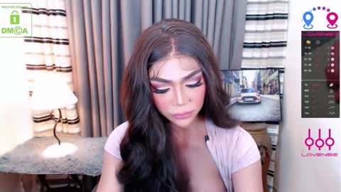 Snapshot of yourloveable chatting on October 5, 2025, 7:23 pm CHARLOTTE online show from October 5, 2025, 7:23 pm