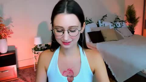 Snapshot of yourlovelystoryy chatting on September 11, 2025, 11:21 am Vetta online show from September 11, 2025, 11:21 am