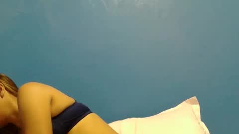 yourmorenagirl69 online show from November 27, 2025, 8:22 pm