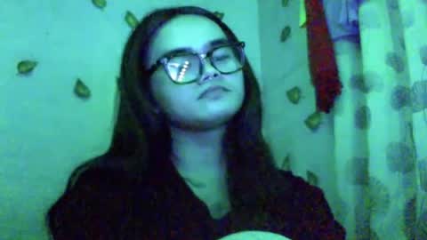 yourprincessthea online show from June 24, 2026, 9:52 am