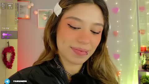 Isabella but you can call me Isa .-. online show from July 18, 2026, 5:44 am
