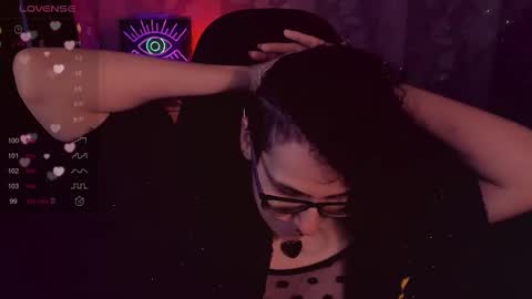 Yours Cosmic online show from November 12, 2025, 9:10 am