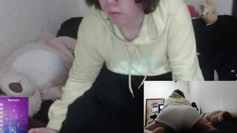 yourtrapuwu online show from January 25, 2025, 9:26 am