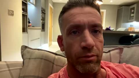 Snapshot of youwantus69 chatting on January 23, 2025, 5:45 am You want us 69 online show from January 23, 2025, 5:45 am