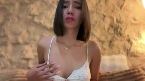 YowgineTheGreat online show from April 10, 2026, 10:53 am