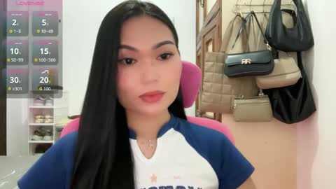 yrdrmgrl_jennie26 online show from February 25, 2026, 5:00 pm