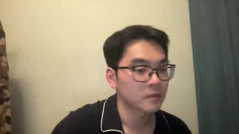 Albert Locko online show from April 5, 2026, 4:04 pm