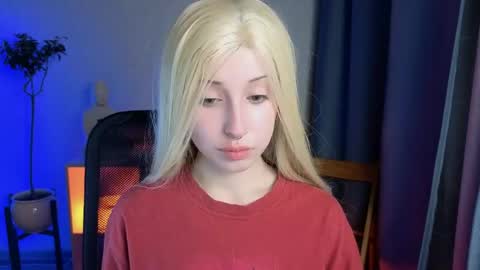 Misa online show from April 10, 2026, 9:30 pm