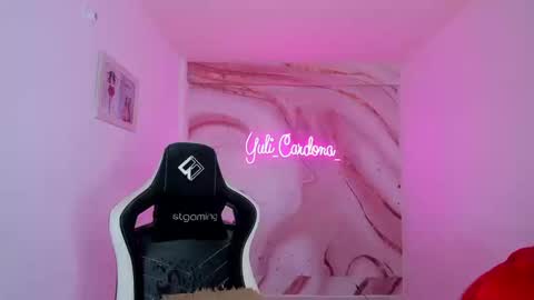 Yuliet online show from March 21, 2026, 8:45 pm