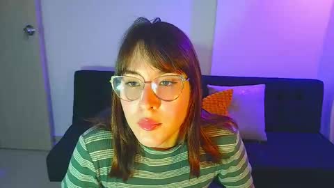 Yulienne online show from February 28, 2026, 2:12 am