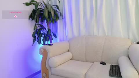 Snapshot of yuliethpetite chatting on July 13, 2026, 11:24 am yuliethpetite online show from July 13, 2026, 11:24 am