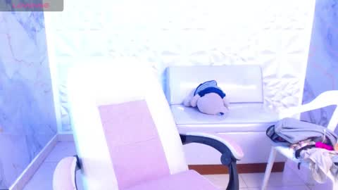 Snowflake online show from April 11, 2026, 7:45 am