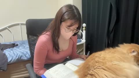 Snapshot of yumechangirl chatting on February 28, 2025, 3:04 am YumechangirlAnime Fan online show from February 28, 2025, 3:04 am