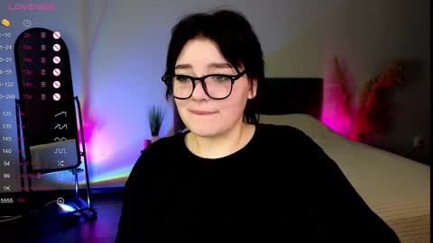 Snapshot of yumiyammy chatting on January 1, 2025, 12:43 am YumemiyaYumi online show from January 1, 2025, 12:43 am