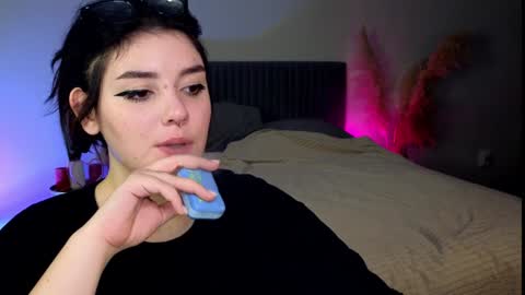 Snapshot of yumiyammy chatting on January 1, 2025, 3:45 am YumemiyaYumi online show from January 1, 2025, 3:45 am