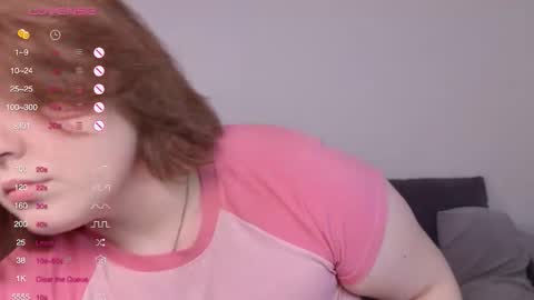 Snapshot of yumiyammy chatting on November 3, 2025, 8:21 pm YumemiyaYumi online show from November 3, 2025, 8:21 pm