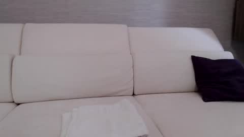 Snapshot of yummy_blonde chatting on March 4, 2025, 11:40 am you babe online show from March 4, 2025, 11:40 am