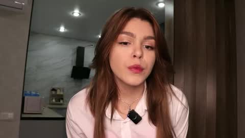 Snapshot of yummy_chica chatting on November 5, 2025, 3:12 pm yummy_chica online show from November 5, 2025, 3:12 pm