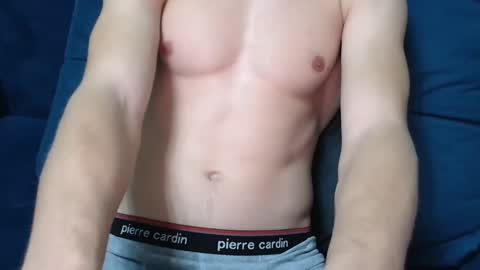 Snapshot of yummyalexxx chatting on December 4, 2024, 2:20 am Alex online show from December 4, 2024, 2:20 am