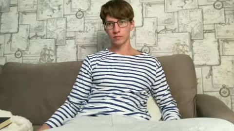 Snapshot of yummyalexxx chatting on December 27, 2024, 10:26 pm Alex online show from December 27, 2024, 10:26 pm