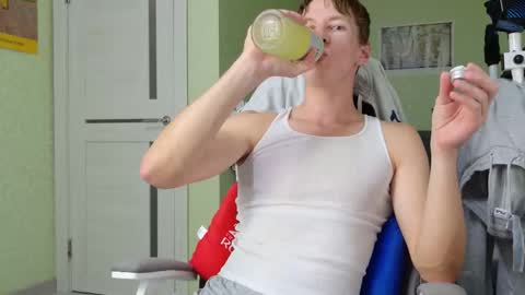 Snapshot of yummyalexxx chatting on November 15, 2025, 2:02 pm Alex online show from November 15, 2025, 2:02 pm