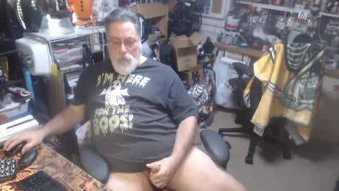 yummyflguy online show from April 16, 2026, 7:14 pm