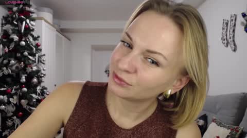 Snapshot of yummylilya chatting on January 4, 2025, 2:56 pm Lillya online show from January 4, 2025, 2:56 pm