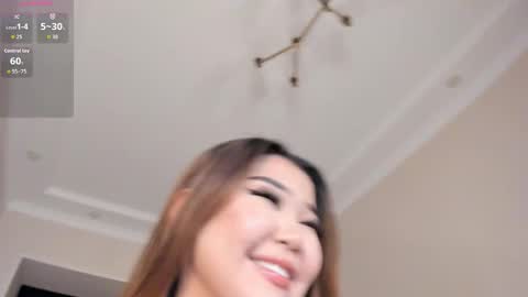 Snapshot of yun_li chatting on May 17, 2026, 3:08 pm YunLi online show from May 17, 2026, 3:08 pm