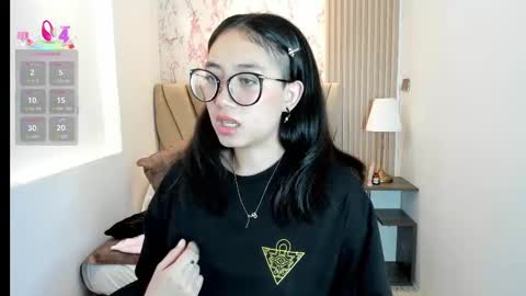 Snapshot of yuna__min chatting on September 11, 2025, 11:54 am Yuna online show from September 11, 2025, 11:54 am