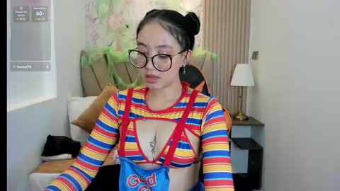 Snapshot of yuna__min chatting on October 17, 2025, 8:11 pm Yuna online show from October 17, 2025, 8:11 pm