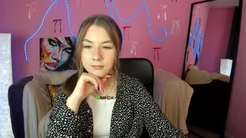 Yuna online show from April 6, 2026, 12:17 pm