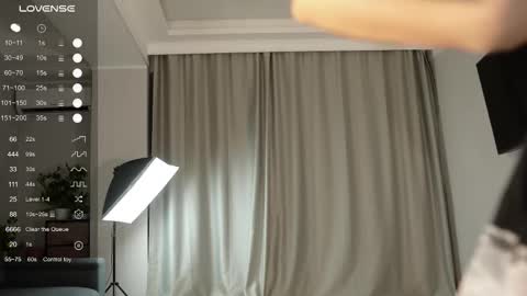 Snapshot of yuna_leen chatting on September 28, 2025, 12:27 am yuna_leen online show from September 28, 2025, 12:27 am