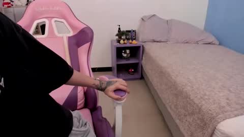 Yuna online show from December 12, 2024, 5:26 pm