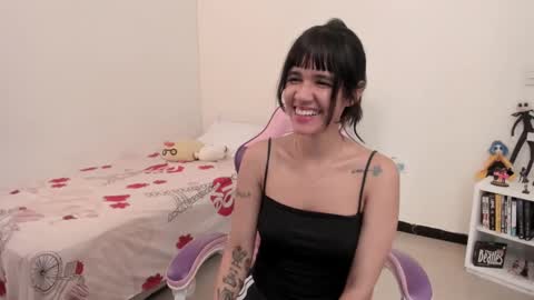 Yuna online show from March 4, 2025, 5:56 pm