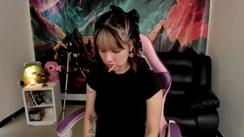 Yuna online show from March 25, 2026, 3:18 pm