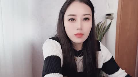 Snapshot of yuner0715 chatting on October 17, 2025, 3:20 am YunEr online show from October 17, 2025, 3:20 am