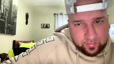 yungmugger47 online show from December 21, 2025, 10:28 pm