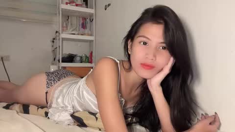 yuri online show from December 2, 2025, 1:28 pm