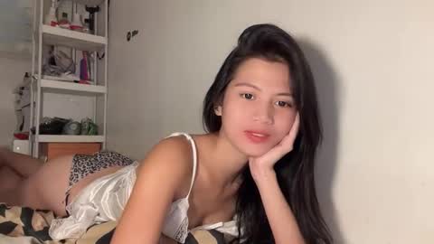 yuri online show from December 3, 2025, 3:47 am